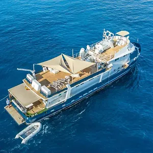 Botel Luxury Boat, Sant Adria de Besos